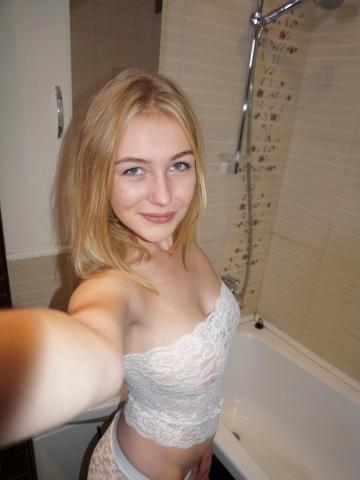 Анкета проститутки Анюта - Фото 1, , 22 года, №3735